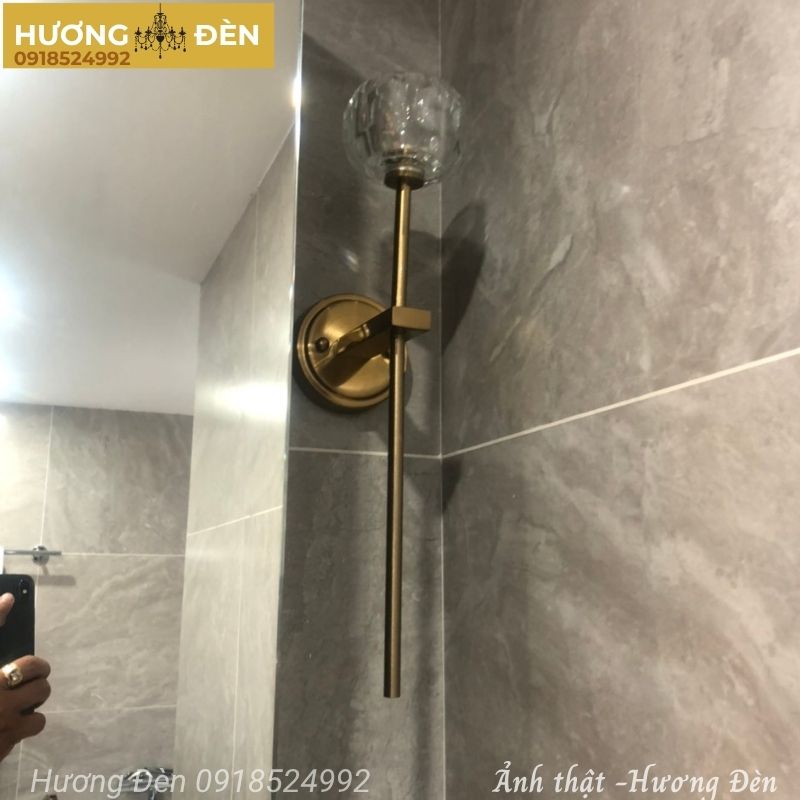 den-vach-hinh-bong-hoa-tulip-chinh-hang-vk105